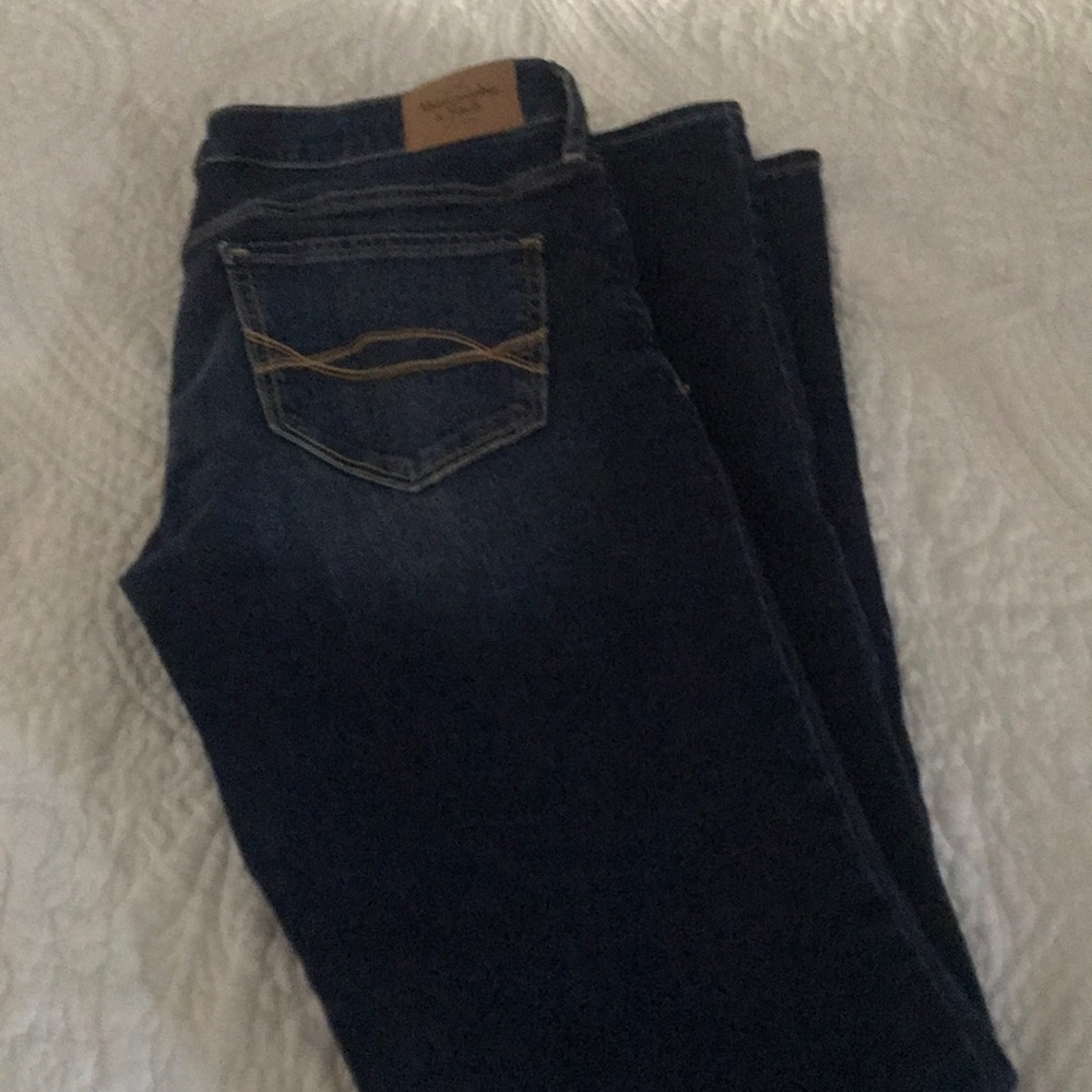 NWOT Abercrombie & Fitch jeans
